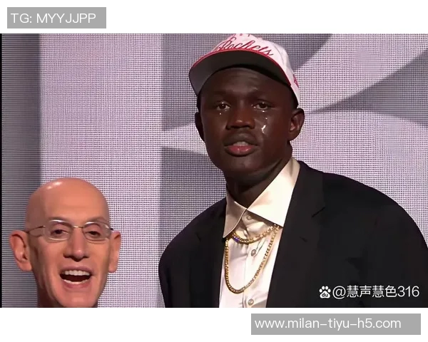 媒体人称杨瀚森的兄弟马卢阿奇与艾顿对位表现不逊色